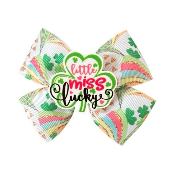 Munchkin Moo Bows Other - St. Patrick’s day pinwheel hair bow